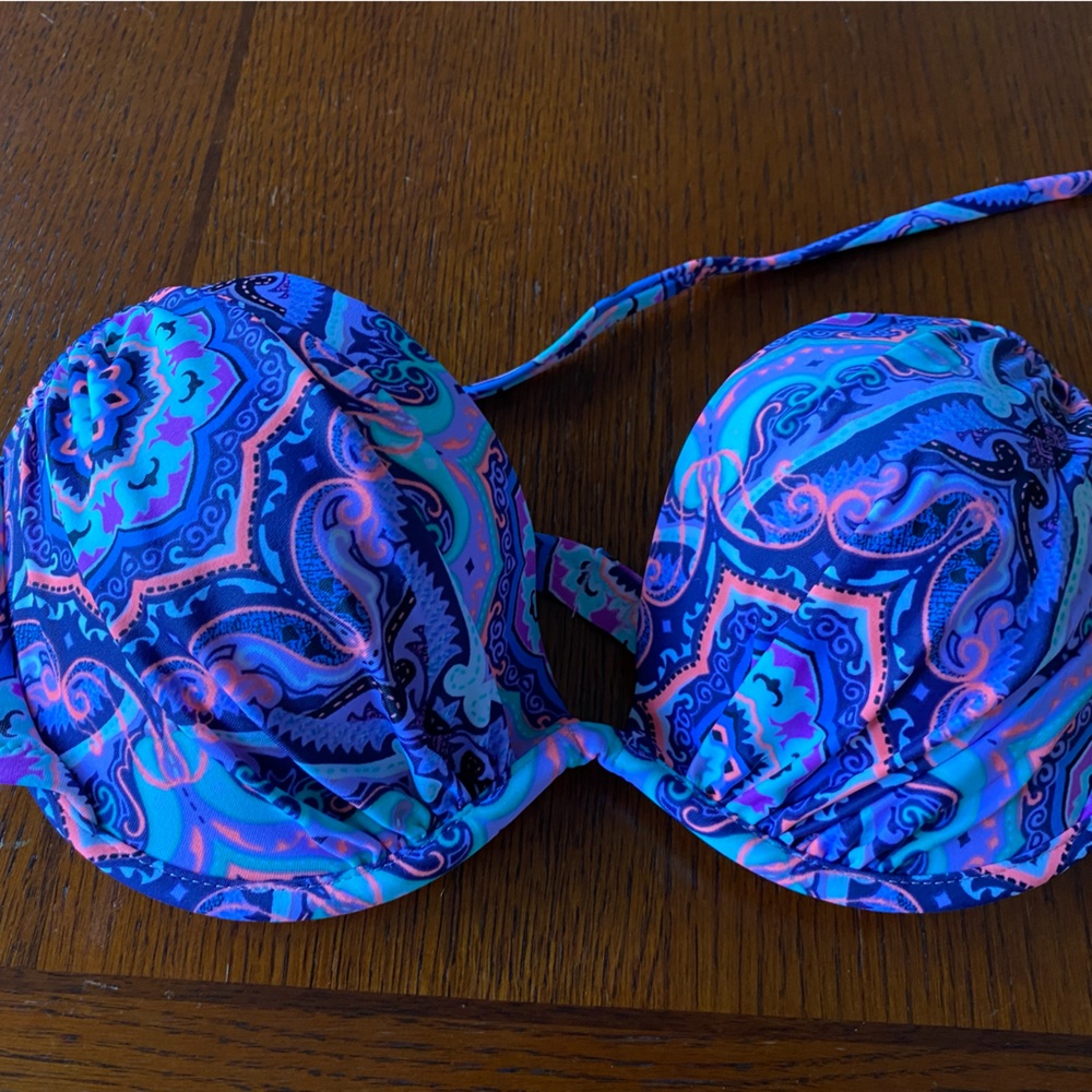 Victoria’s Secret swim too